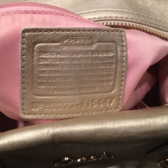 Coach cream and gold leather purse - Picture 1 of 2